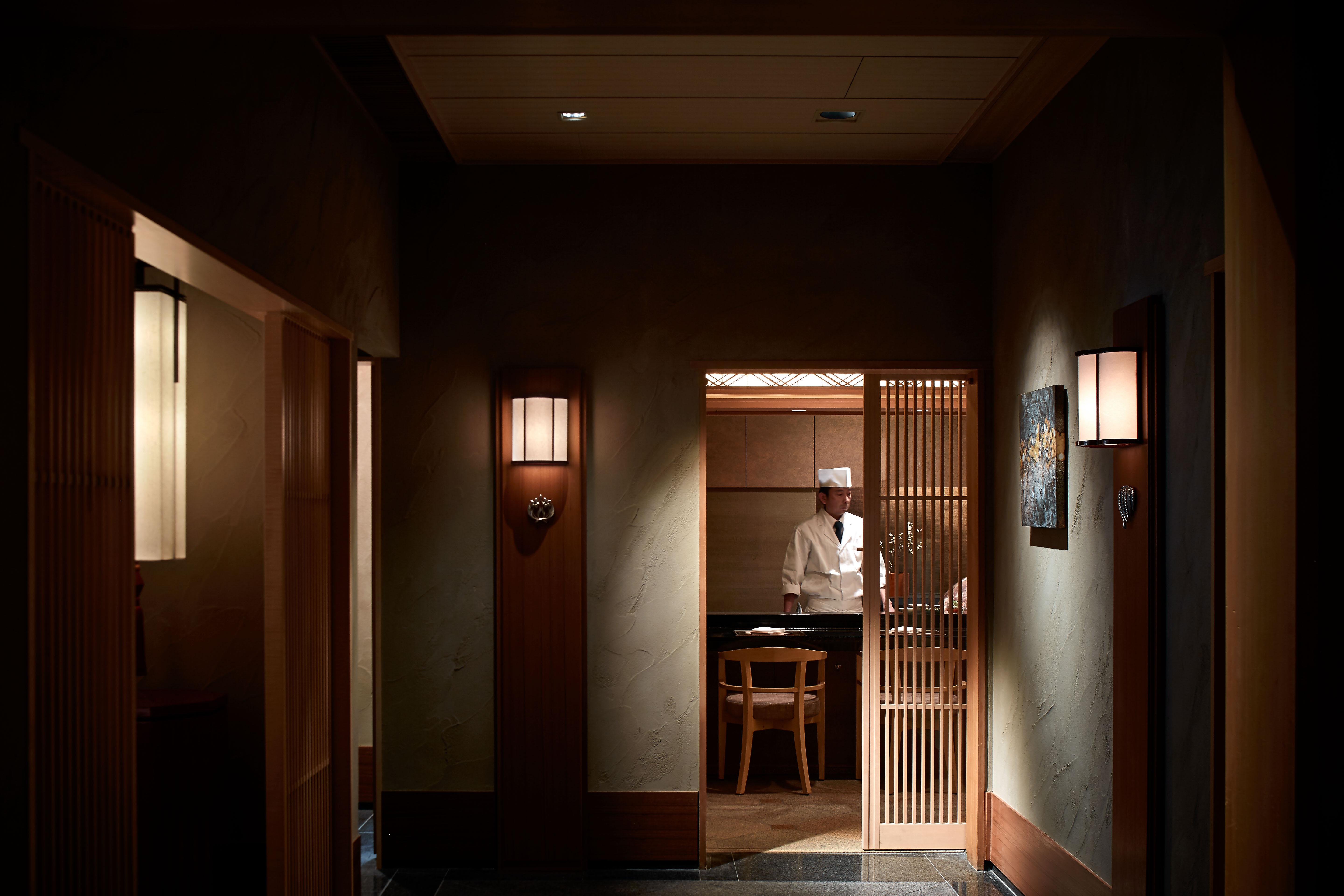 The Ritz-Carlton Osaka Hotel Exterior photo