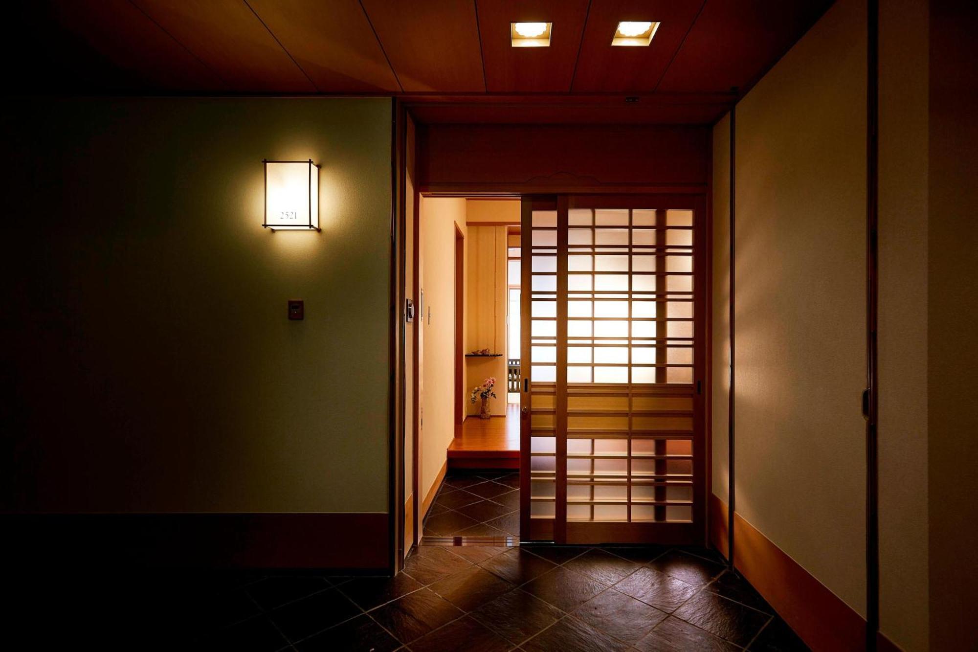 The Ritz-Carlton Osaka Hotel Exterior photo