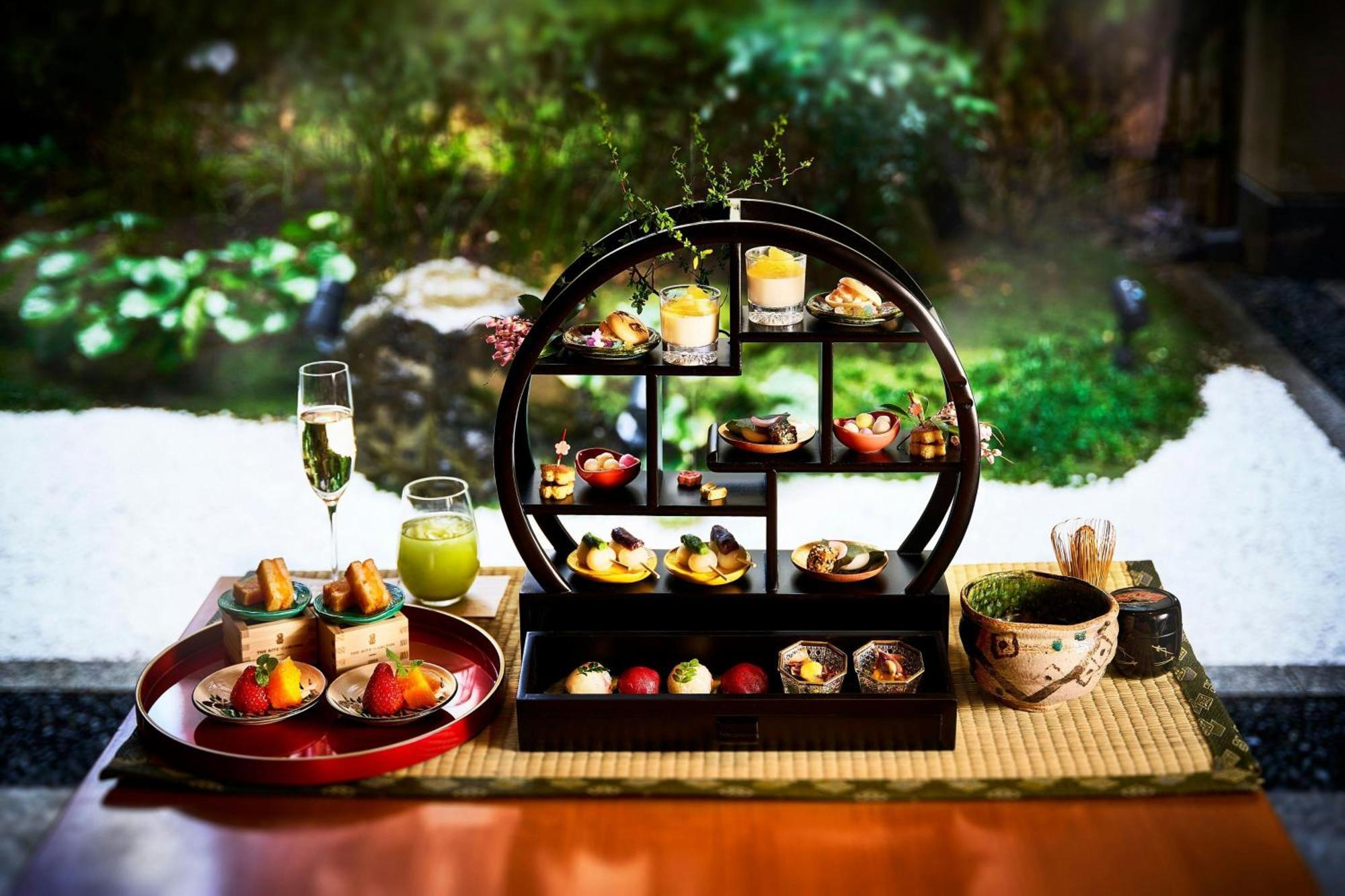 The Ritz-Carlton Osaka Hotel Exterior photo