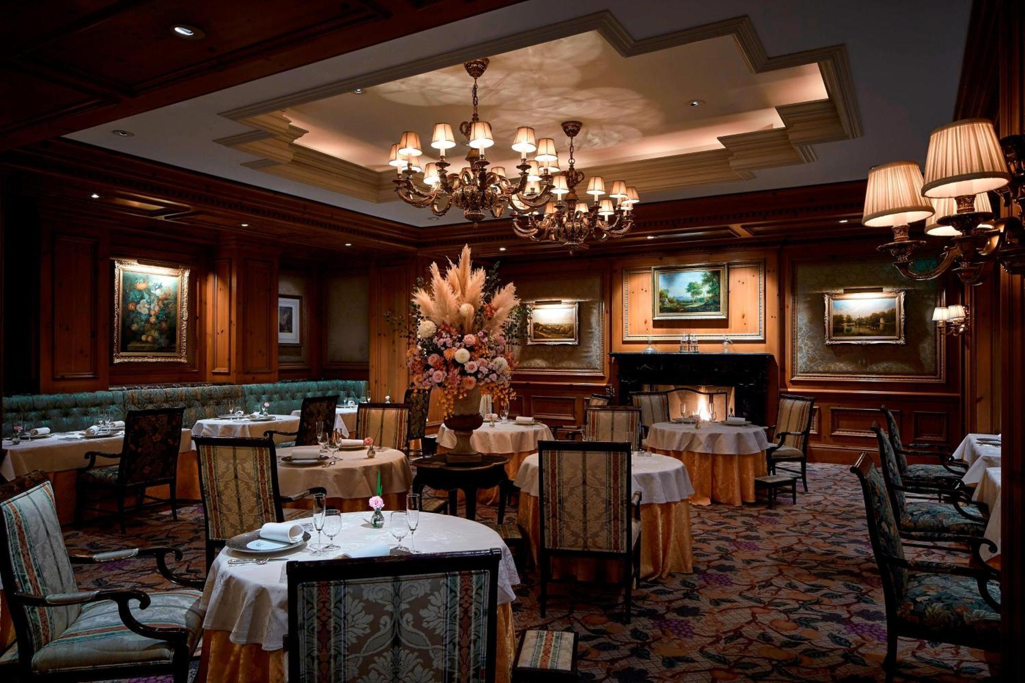 The Ritz-Carlton Osaka Hotel Exterior photo